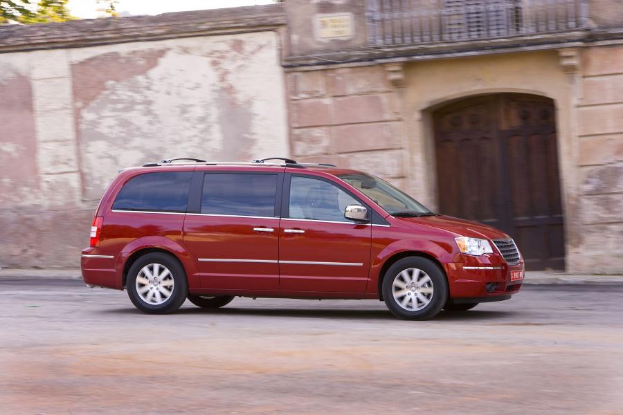  Chrysler Grand Voyager 2008 года  (фото 36 из 108)